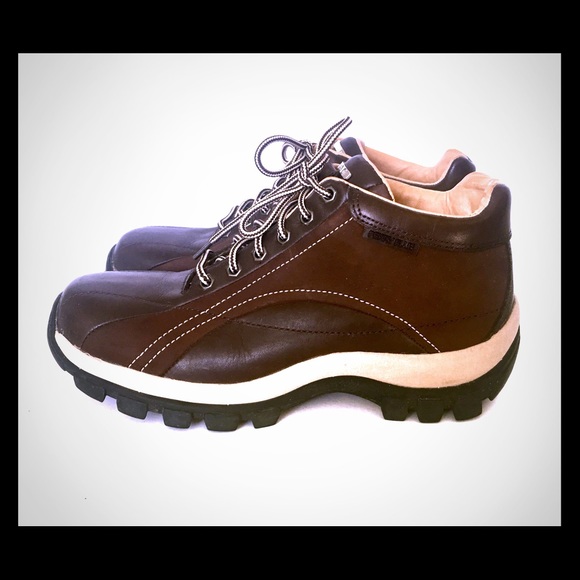 perry ellis america boots